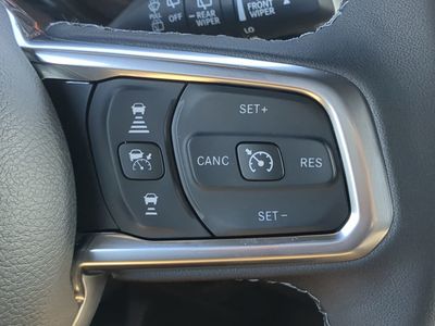 2026 Jeep Wrangler - Photo 32