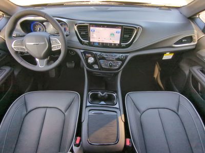 2026 Chrysler Pacifica - Photo 21
