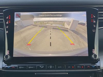 2026 Jeep Grand Wagoneer - Photo 26