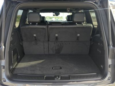 2026 Jeep Grand Wagoneer - Photo 14