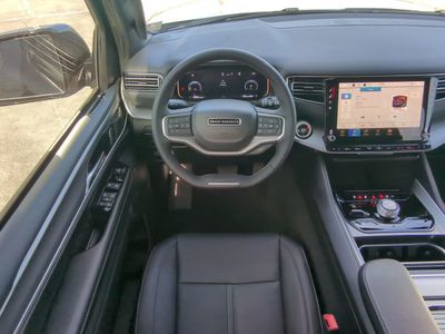 2026 Jeep Grand Wagoneer - Photo 20
