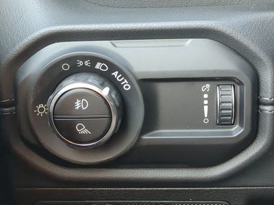 2026 Jeep Gladiator - Photo 26
