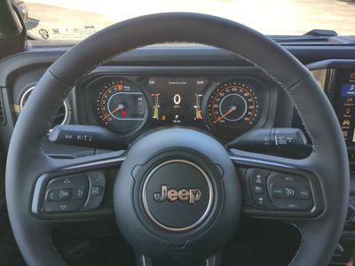 2026 Jeep Gladiator - Photo 30