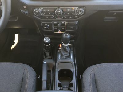 2026 Jeep Wrangler — photo 20 view