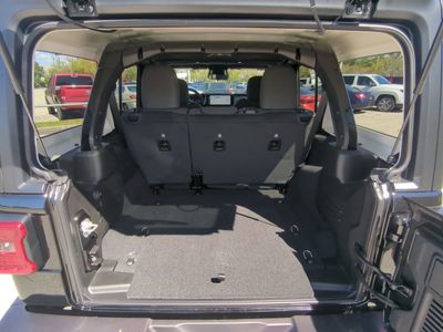 2026 Jeep Wrangler — photo 14 view
