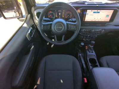 2026 Jeep Wrangler — photo 17 view