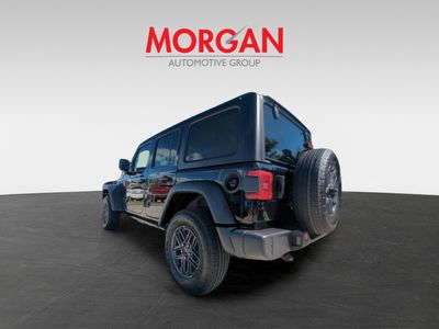 2026 Jeep Wrangler — photo 7 view