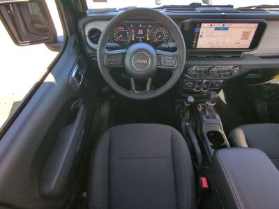 2026 Jeep Wrangler — photo 17 view