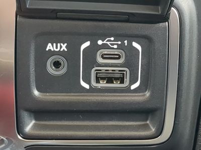 2026 Jeep Wrangler — photo 23 view