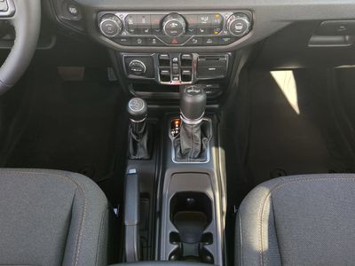 2026 Jeep Wrangler — photo 20 view