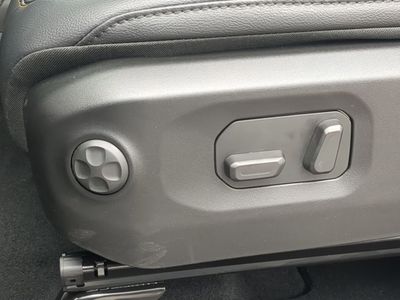 2026 Jeep Gladiator - Photo 21