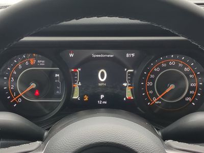 2026 Jeep Gladiator - Photo 31