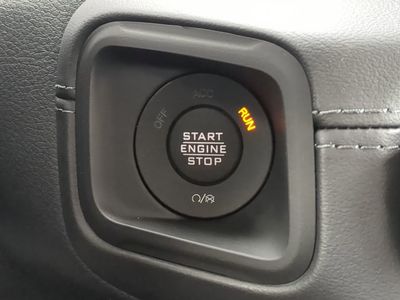 2026 Jeep Wrangler - Photo 35