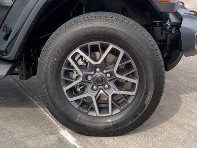 2026 Jeep Wrangler - Photo 11