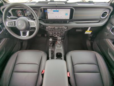 2026 Jeep Wrangler - Photo 17