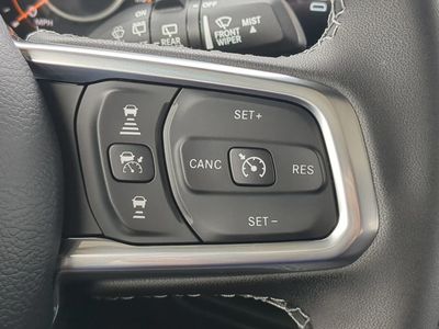 2026 Jeep Wrangler - Photo 31