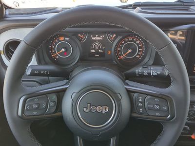 2026 Jeep Wrangler - Photo 27