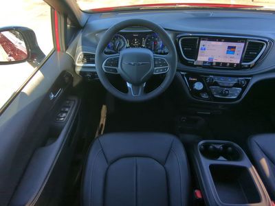 2026 Chrysler Pacifica - Photo 20