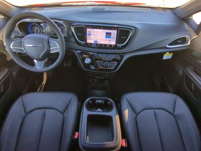2026 Chrysler Pacifica - Photo 19