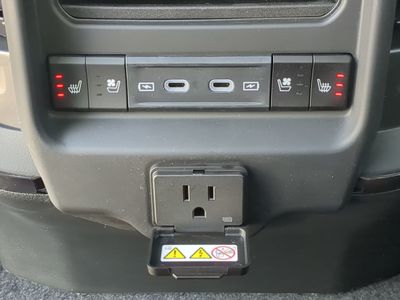 2026 Ram 1500 — photo 16 view