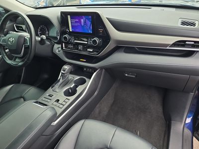 2023 Toyota Highlander - Photo 12