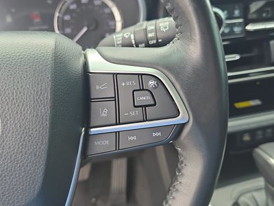 2023 Toyota Highlander - Photo 32