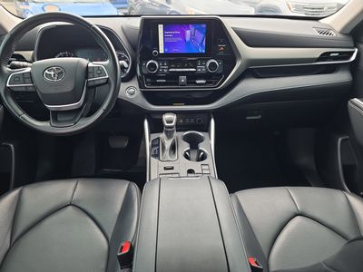 2023 Toyota Highlander - Photo 13