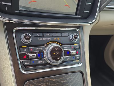 2019 Lincoln Continental - Photo 27