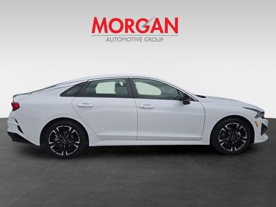 2023 Kia K5 - Photo 9