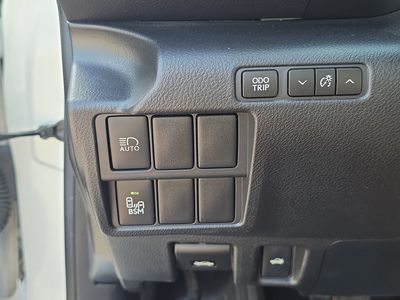 2018 Lexus IS - Photo 28
