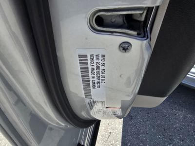 2024 Chrysler Pacifica - Photo 34