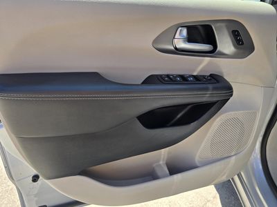 2024 Chrysler Pacifica - Photo 19