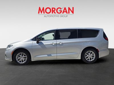 2024 Chrysler Pacifica - Photo 5