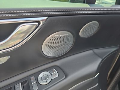2025 Genesis GV80 - Photo 21