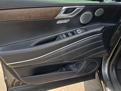 2025 Genesis GV80 - Photo 18