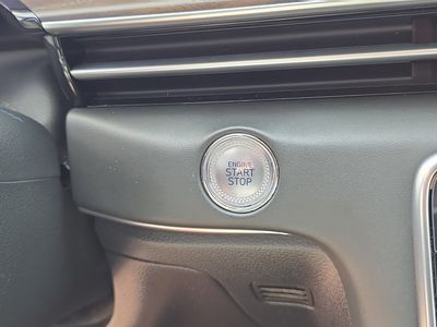 2025 Genesis GV80 - Photo 30