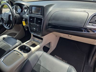 2017 Dodge Grand Caravan - Photo 12