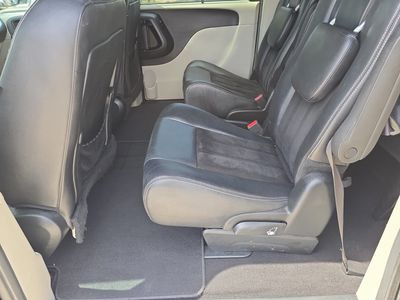 2017 Dodge Grand Caravan - Photo 18