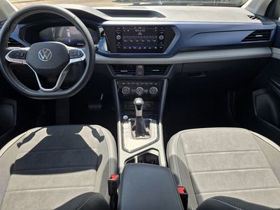 2024 Volkswagen Taos - Photo 12