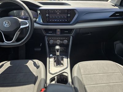 2024 Volkswagen Taos - Photo 14