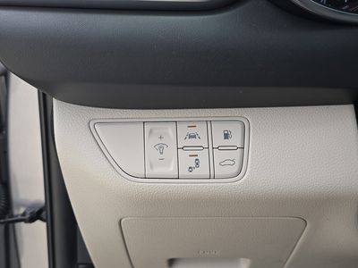 2021 Genesis G70 - Photo 29