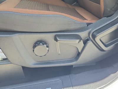 2023 Ford Bronco - Photo 16