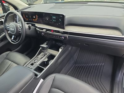 2025 Kia Sorento - Photo 12
