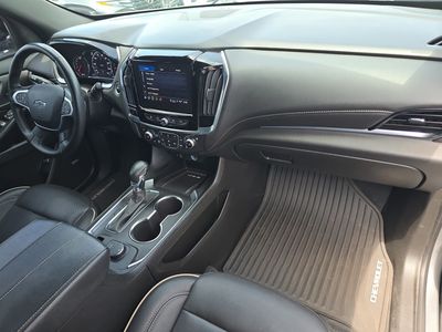 2023 Chevrolet Traverse - Photo 12