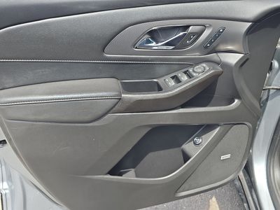 2023 Chevrolet Traverse - Photo 19