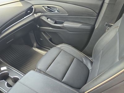 2023 Chevrolet Traverse - Photo 16