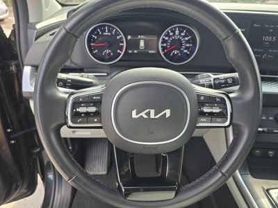 2024 Kia Carnival - Photo 30