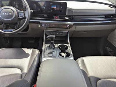 2025 Kia Carnival - Photo 14