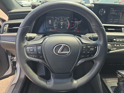 2021 Lexus ES - Photo 30
