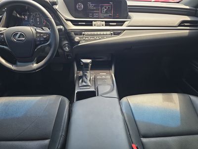2021 Lexus ES - Photo 14